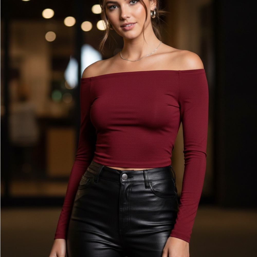 LIZETTE  COLLECTION Elegant Red Women's Top. Size L